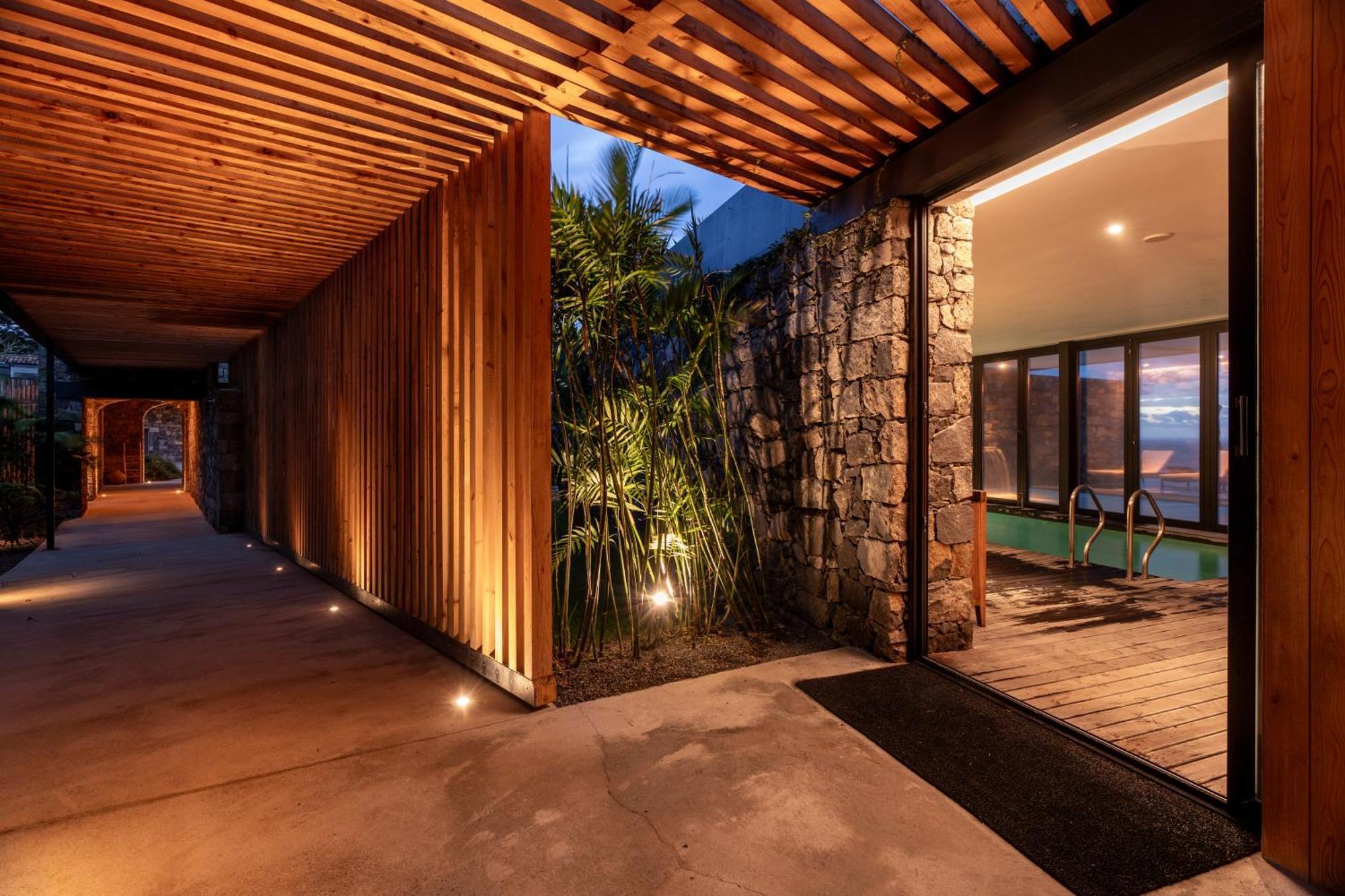 Sensi Azores Nature And Spa Ginetes Exterior foto Spa at the hotel
