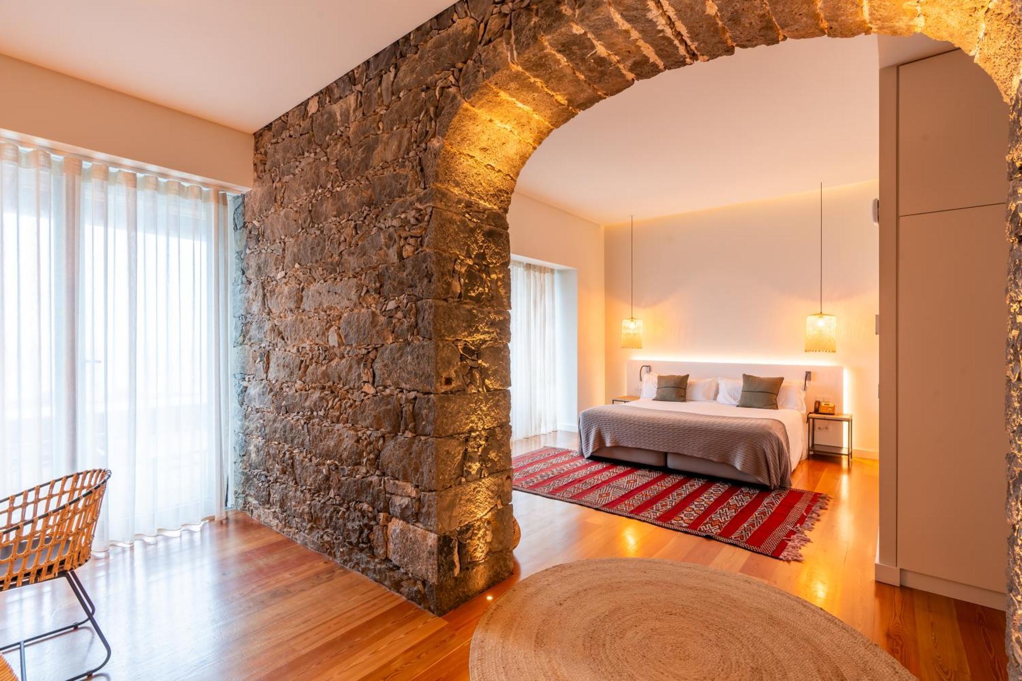 Sensi Azores Nature And Spa Ginetes Exterior foto The hotel's rooms are located in the former monastery