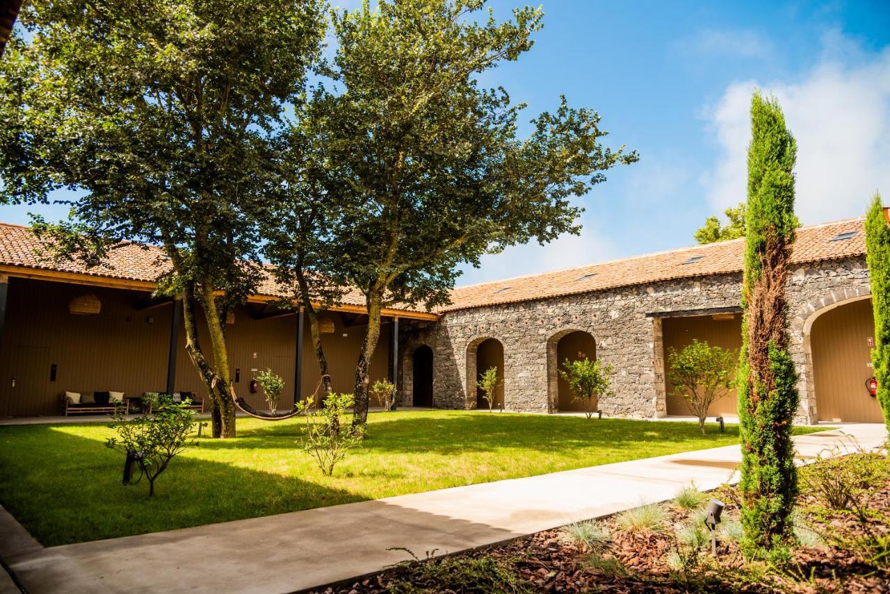Sensi Azores Nature And Spa Ginetes Exterior foto The cloister of the Abbey of Saint-André de Fontès