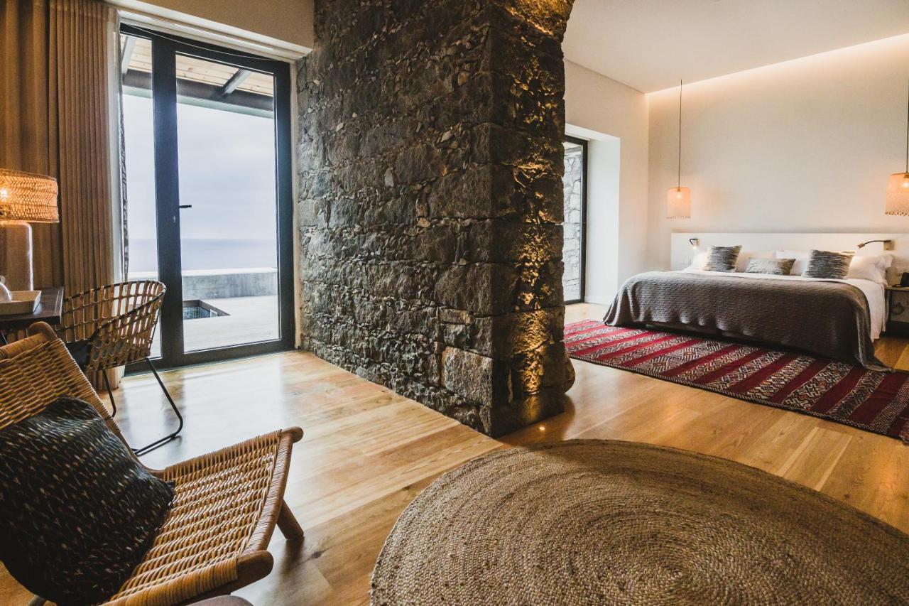 Sensi Azores Nature And Spa Ginetes Exterior foto A room at the hotel
